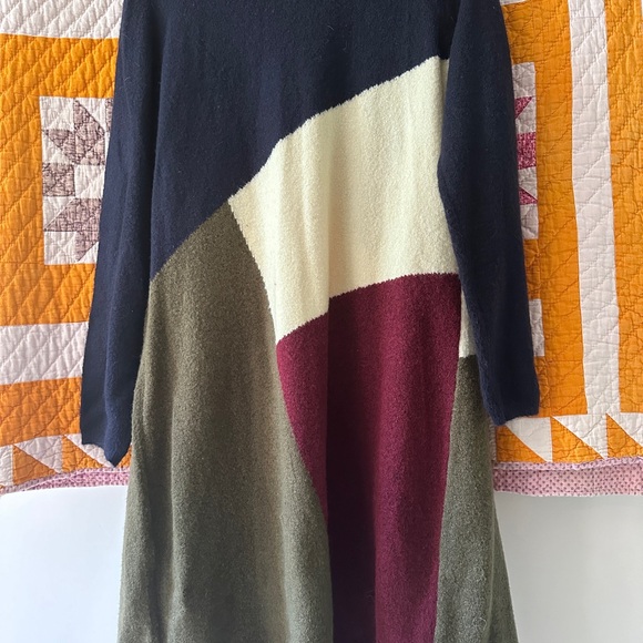 Duster - Picture 2 of 4